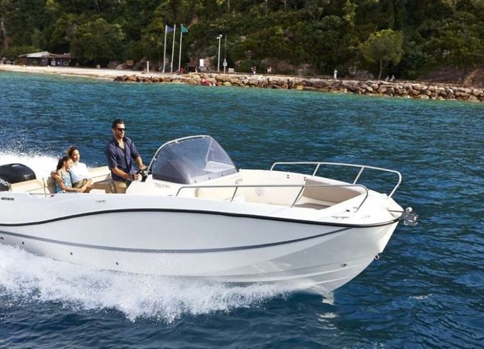Quicksilver Activ 755 Open