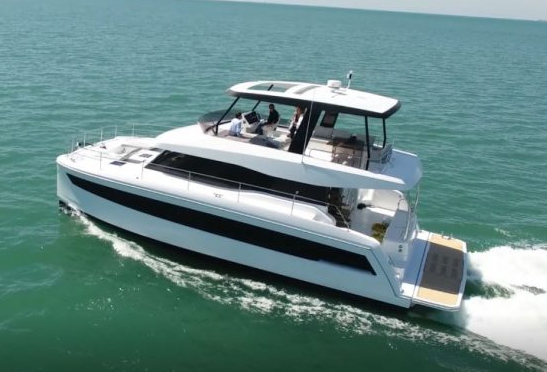 Fountaine Pajot My 44
