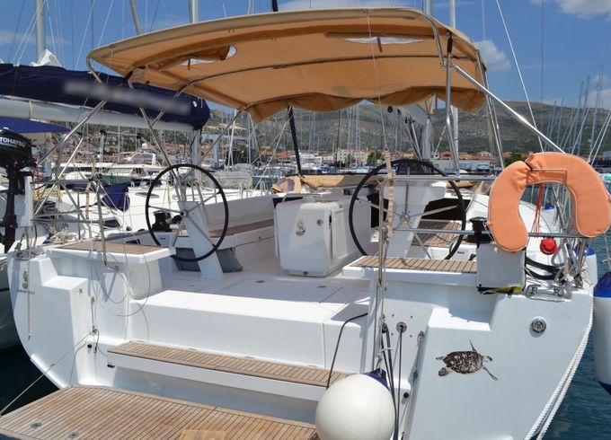 Beneteau Oceanis 51.1