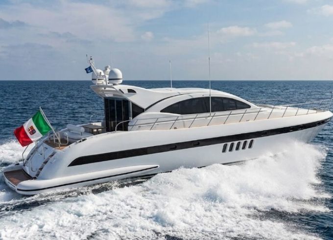 Mangusta 72
