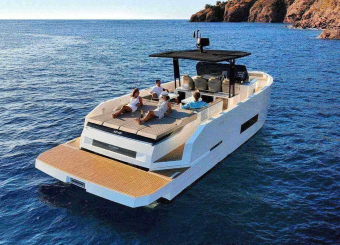 De Antonio Yachts De Antonio D42 Open
