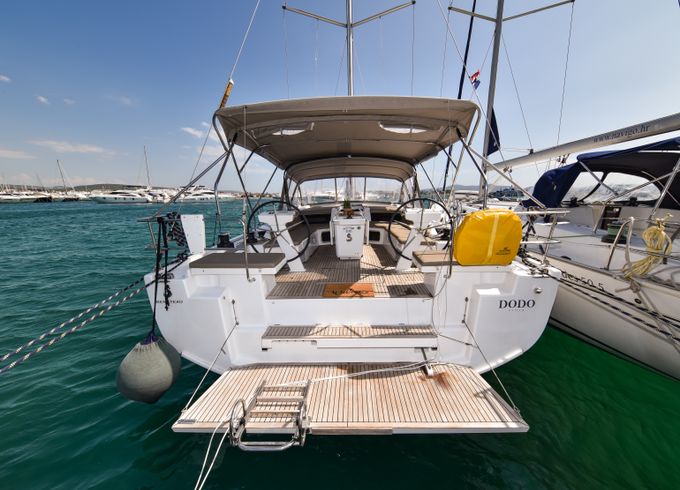 Beneteau Oceanis 51.1
