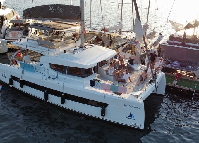 Bali Catamarans Bali 4.6