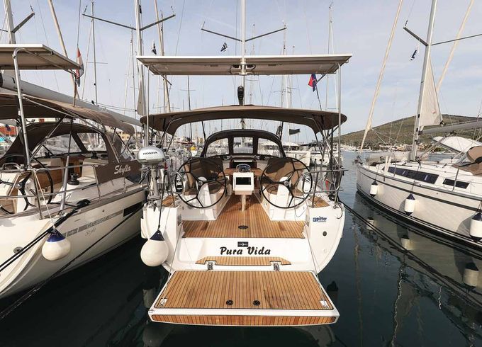 Bavaria Cruiser 37 Style