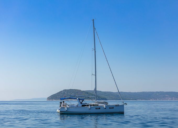 Beneteau Oceanis 38.1