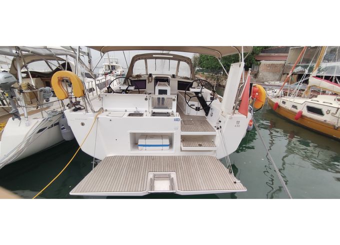 Dufour Yachts Dufour 430