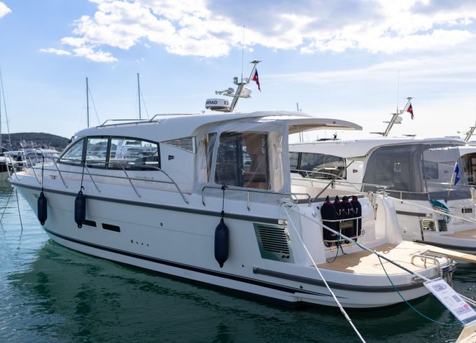 Nimbus Boats Nimbus 405 Coupe