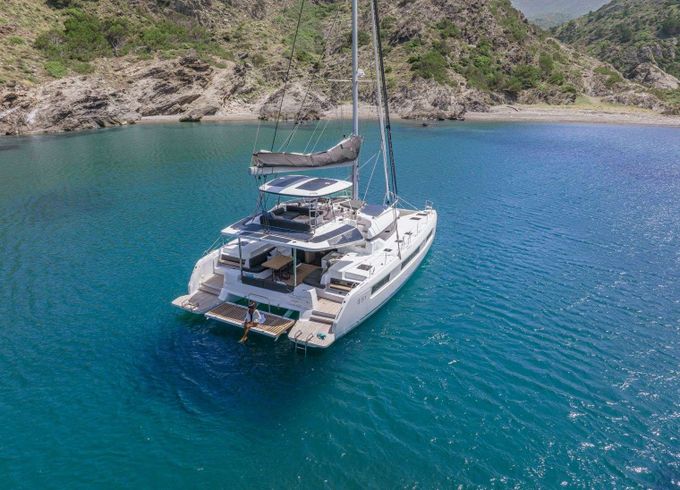 Lagoon 51