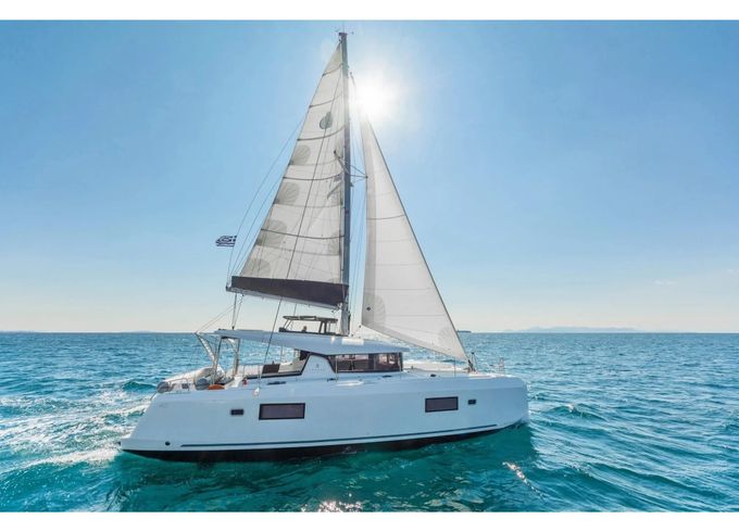 Lagoon 42