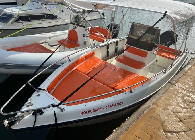 Mano Marine 18