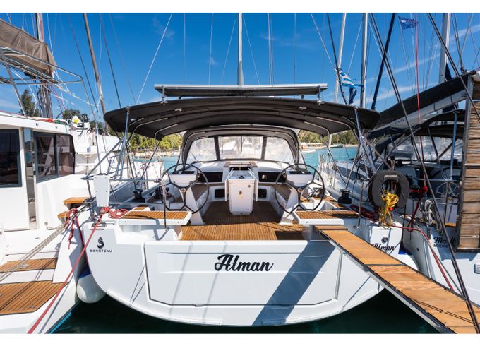 Beneteau Oceanis 51.1