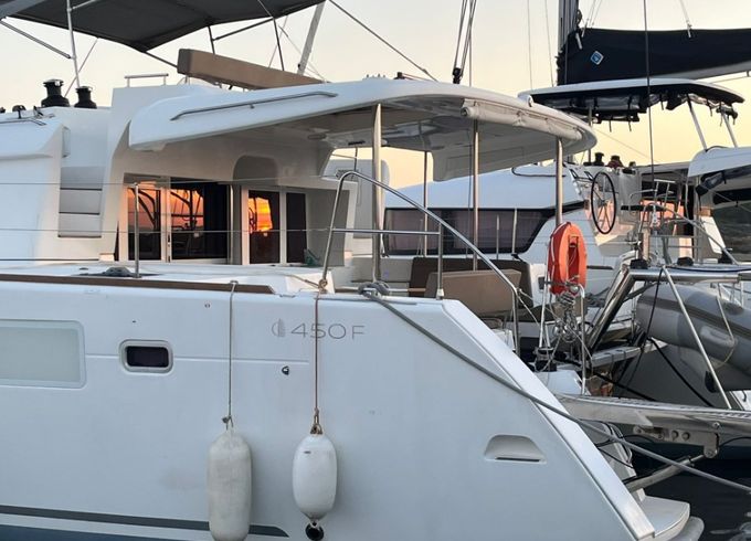 Lagoon 450 Fly