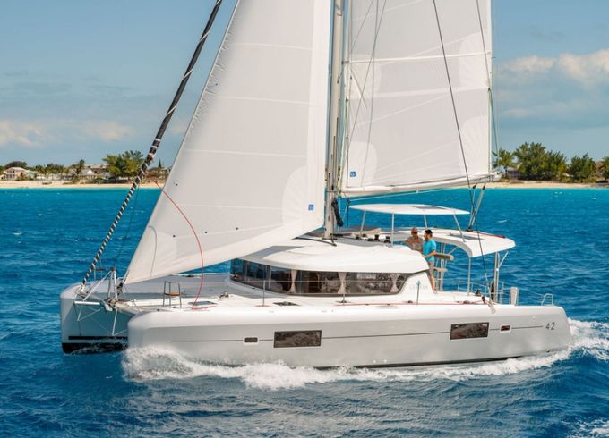 Lagoon 42