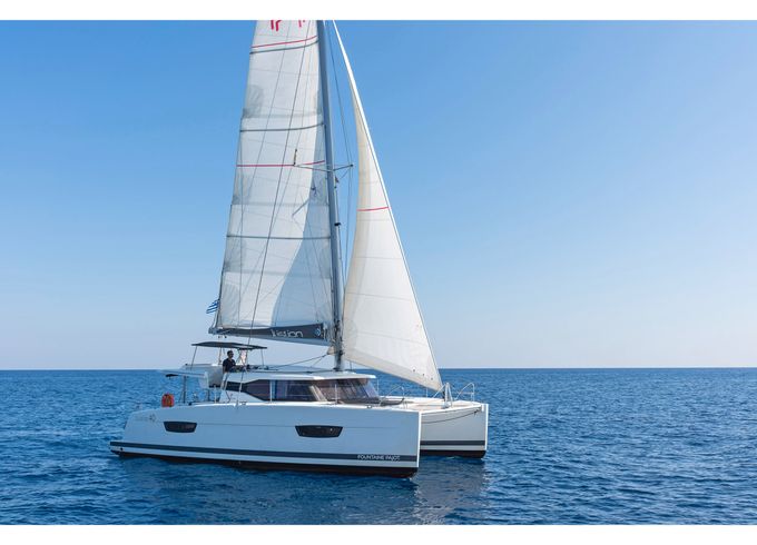 Fountaine Pajot Lucia 40 Ac & Gen