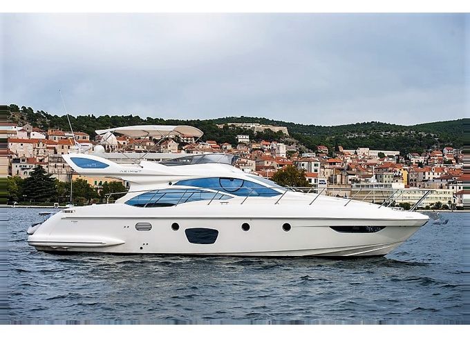 Azimut Yachts Azimut 47 Fly