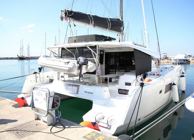 Lagoon 42