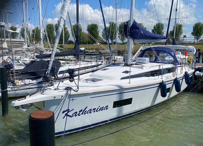 Bavaria C42