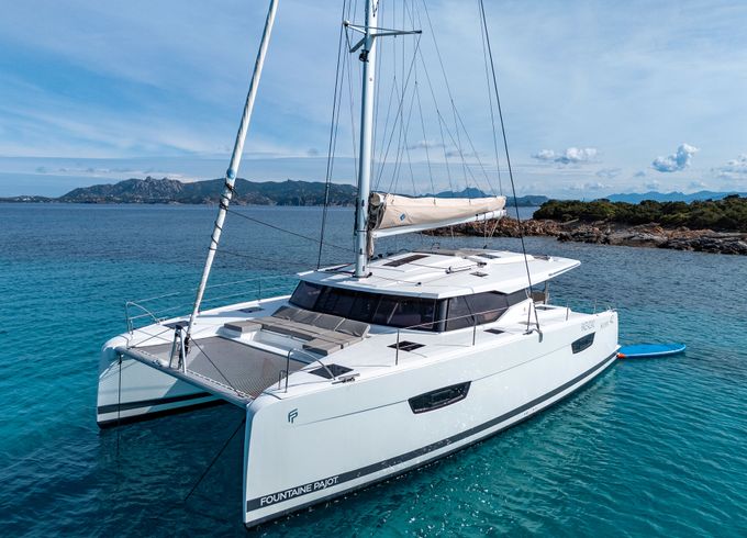 Fountaine Pajot Astréa 42