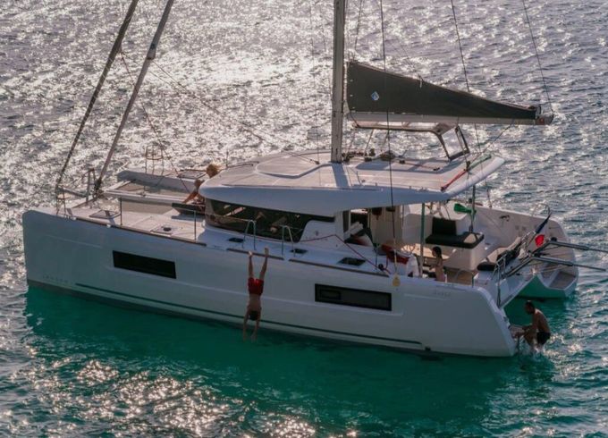 Lagoon 40