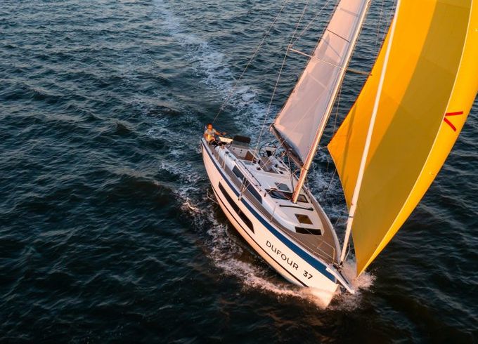Dufour Yachts Dufour 37