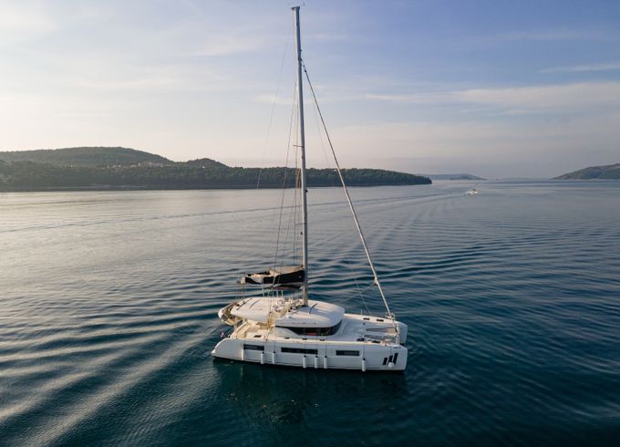 Lagoon 50 Fly