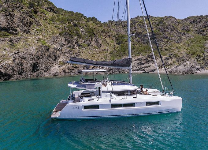 Lagoon 51