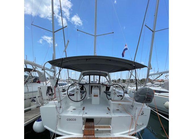 Beneteau Oceanis 38.1