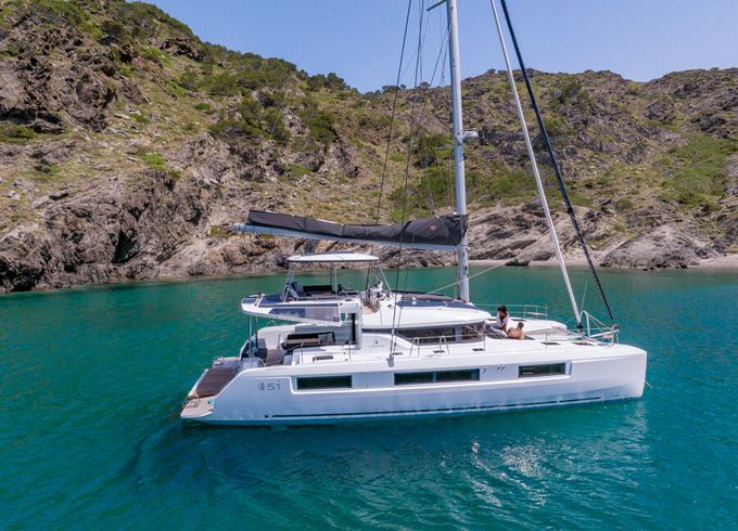 Lagoon 51