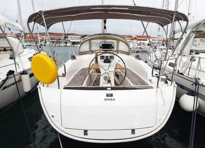 Bavaria Cruiser 32