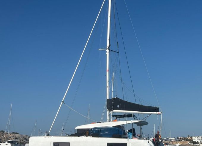 Lagoon 40