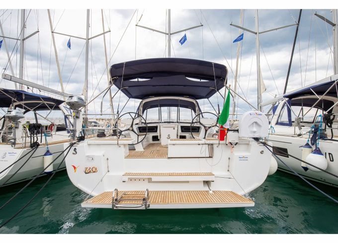 Beneteau Oceanis 51.1