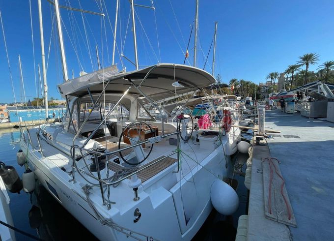 Beneteau Oceanis 51.1