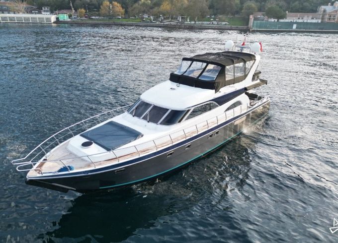 Custom Made Motoryacht