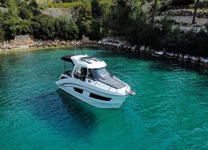 Beneteau Antares 9 OB