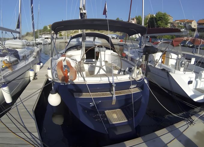 Grand Soleil 43