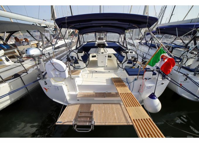Beneteau Oceanis 51.1