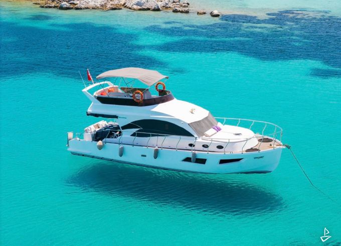 Custom Made Motoryacht