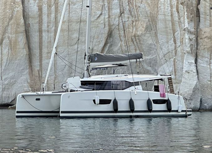 Fountaine Pajot Isla 40
