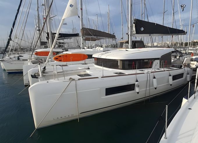 Lagoon 40