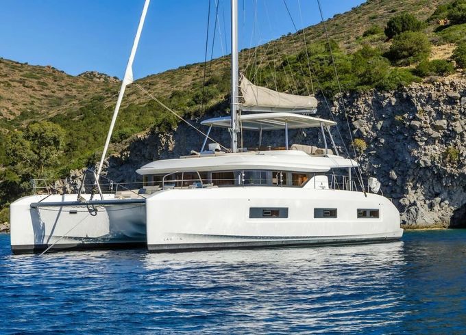 Lagoon 55