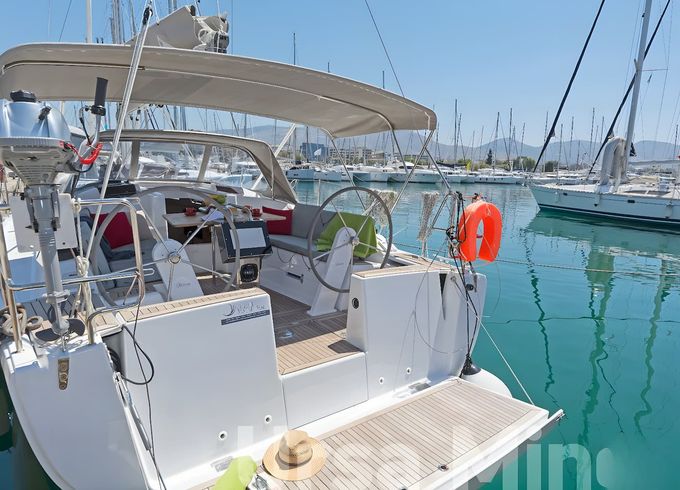 Hanse 345