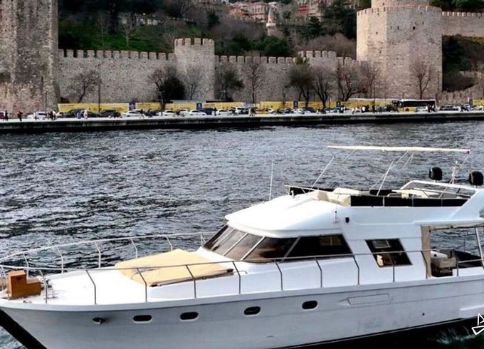 Custom Made Motoryacht