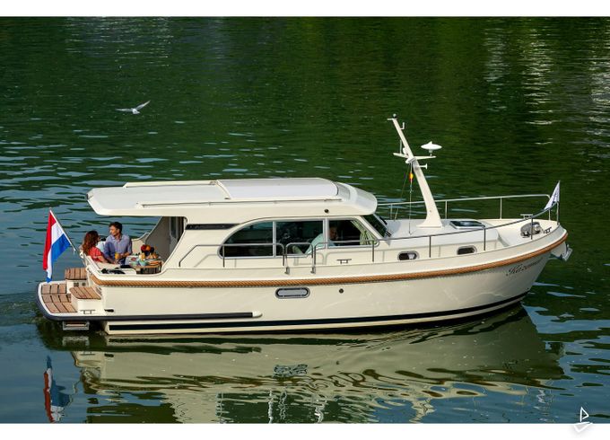 Linssen Grand Sturdy 30.0 Sedan