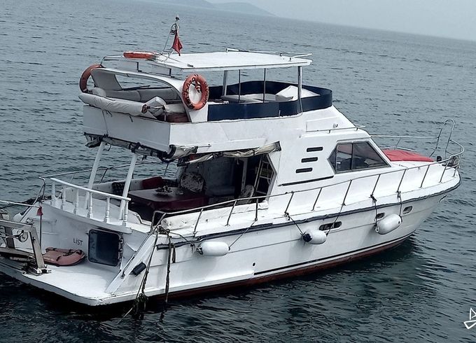 Custom Made Motoryacht
