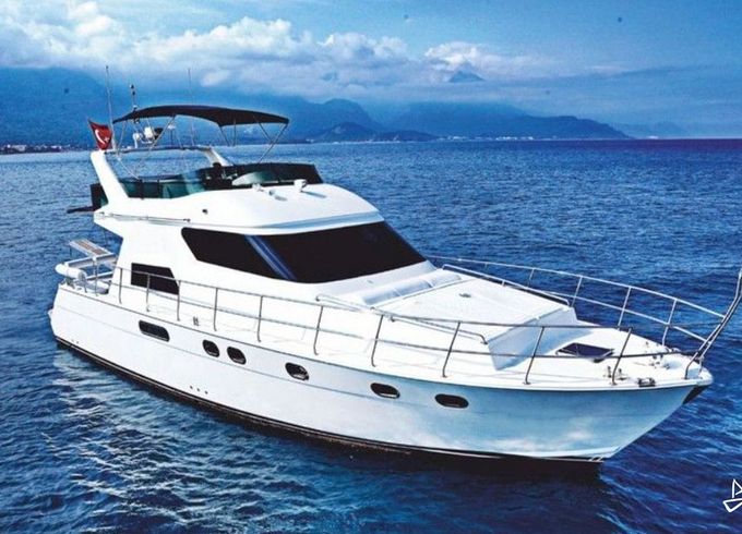 Custom Made Motoryacht