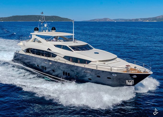 Sunseeker 34M Yacht
