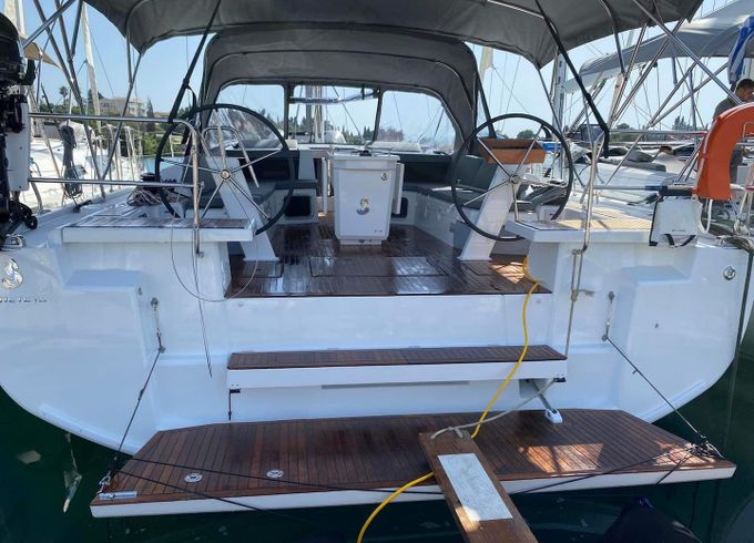 Beneteau Oceanis 51.1