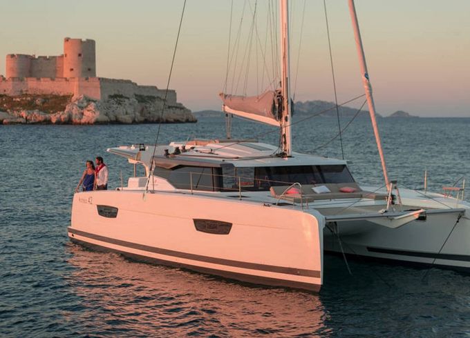 Fountaine Pajot Astrea 42