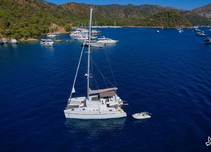 Lagoon 450F