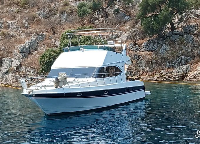 Custom Made Motoryacht